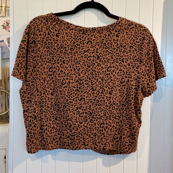 H&M tissue thin boxy cropped twist knot t-shirt L - Picture 2 of 5